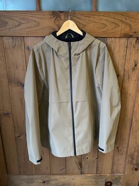 Dockers Lightweight Hooded Rain Jacket in Tan with Black Trim